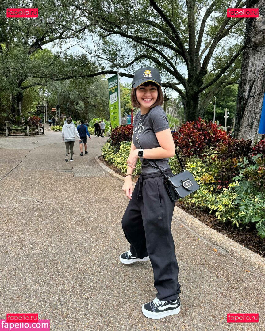 Klara Castanho / klarafgcastanho Onlyfans Photo Gallery 