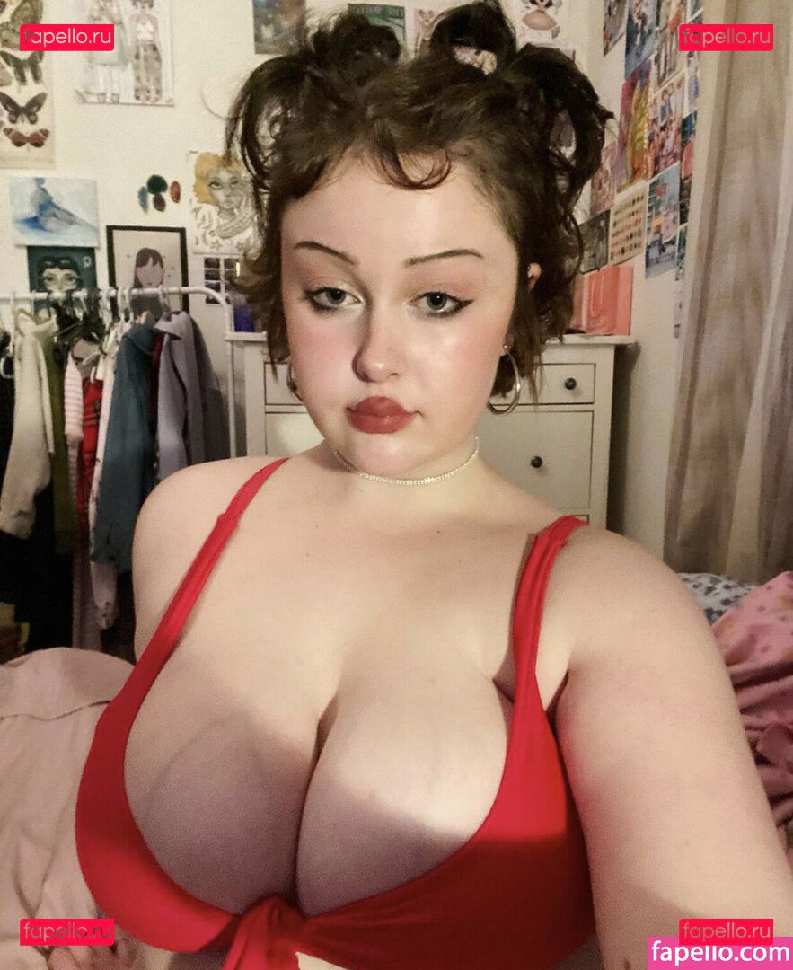 m1labl00m / milabloomoo Onlyfans Photo Gallery 