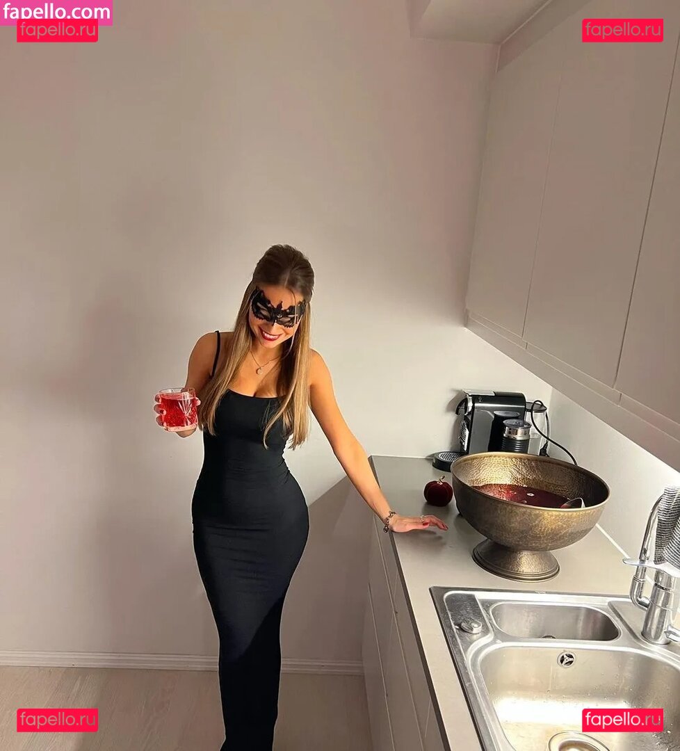 Camilla Hasselgaard Nude Onlyfans Photo 8