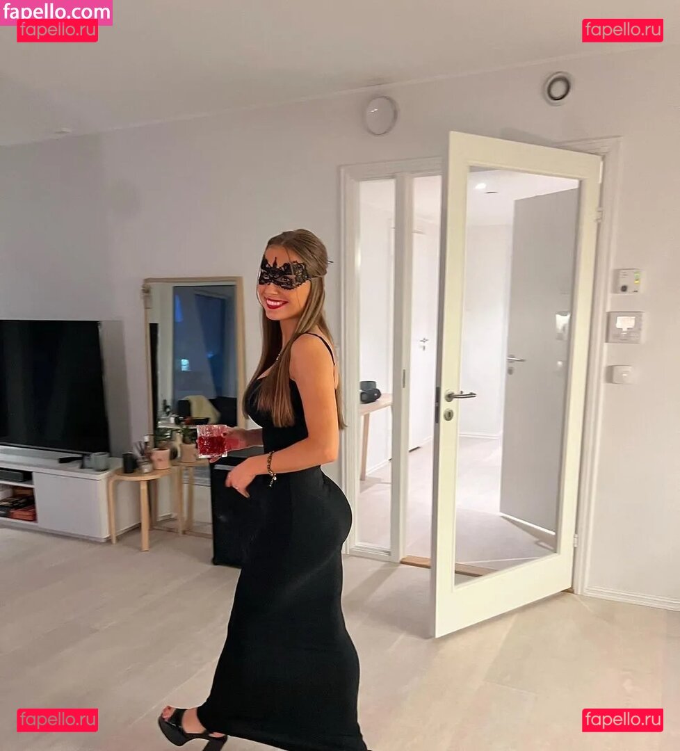 Camilla Hasselgaard Nude Onlyfans Photo 7