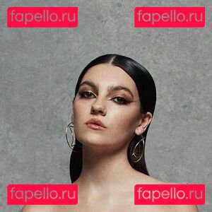 Emily Carey / emily_carey / theemilycarey Onlyfans Photo Gallery 