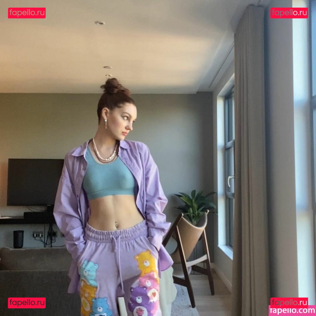 Emily Carey Nude Onlyfans Photo 32