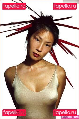 Lucy Liu / LucyLiu / lucyliuofficial / thelucyliu / toyme Onlyfans Photo Gallery 