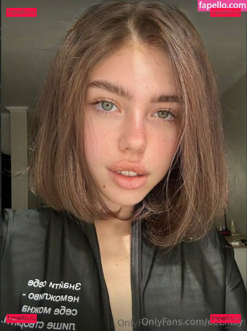 eeemily / eeemily.y Onlyfans Photo Gallery 