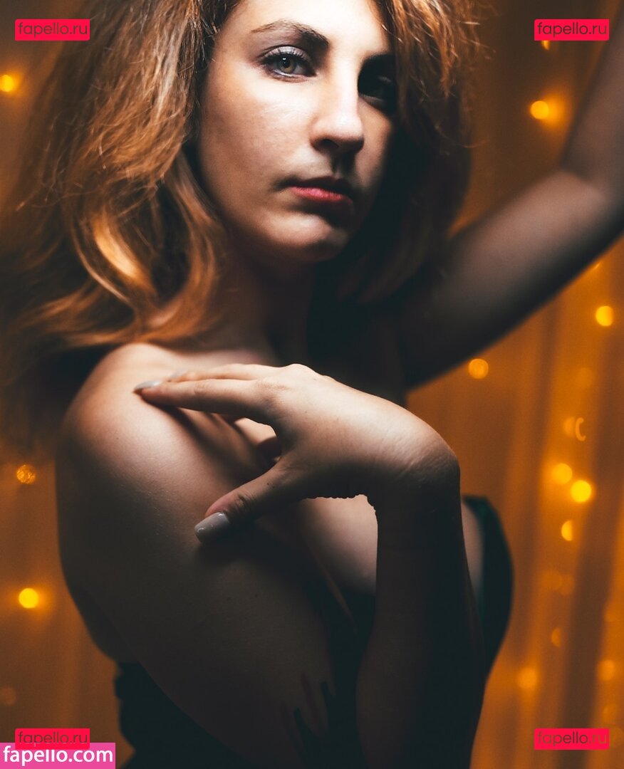 isapuzzini_model / xladonnax Onlyfans Photo Gallery 