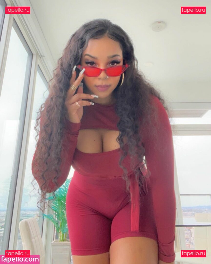 Dee Shanell / dee_shanell / deeshanell Onlyfans Photo Gallery 