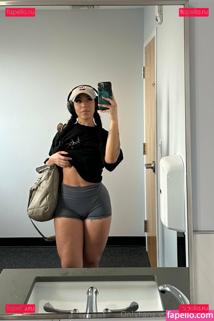 miss__frizz / missfrizz Onlyfans Photo Gallery 