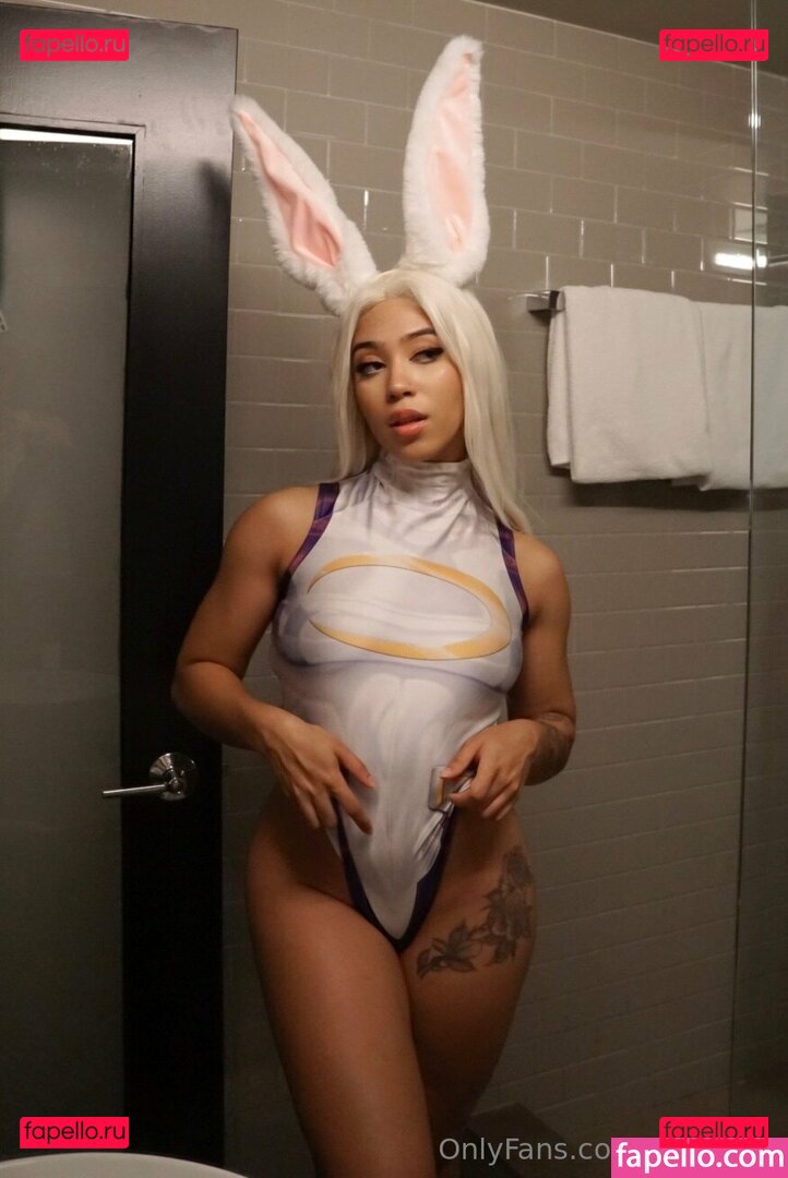 miss__frizz / missfrizz Onlyfans Photo Gallery 