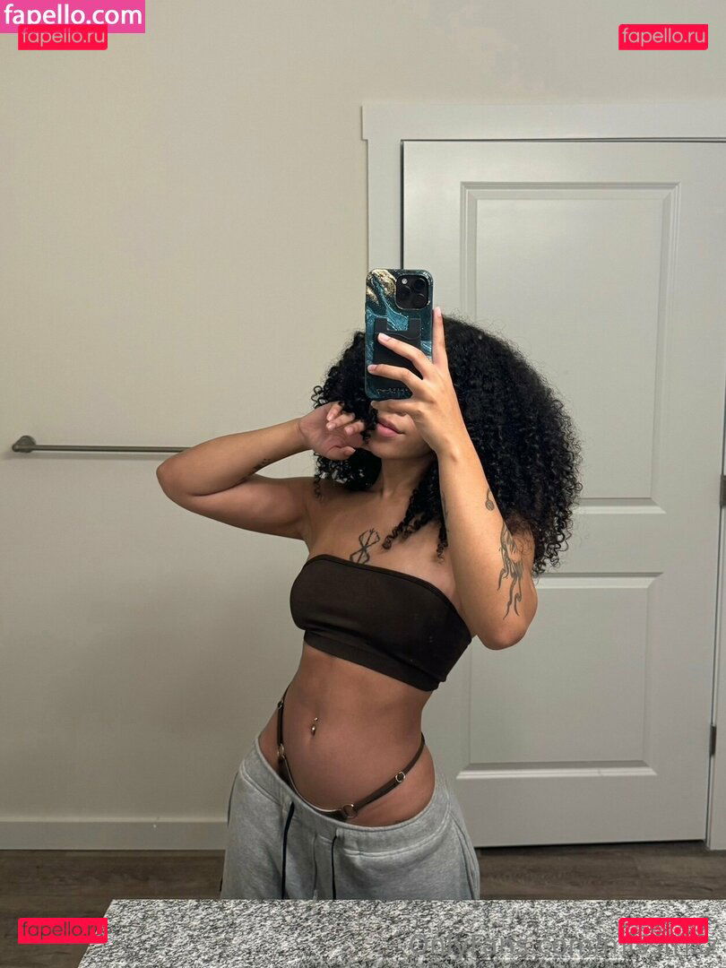 miss__frizz / missfrizz Onlyfans Photo Gallery 