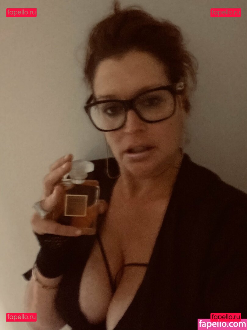 Kate Fischer / Tziporah / tziporahmalkah / tziporahmalkahofficial Onlyfans Photo Gallery 