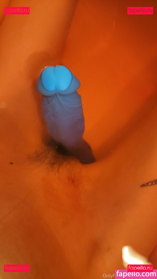 twistedkiki / twistedkitty3000 Onlyfans Photo Gallery 