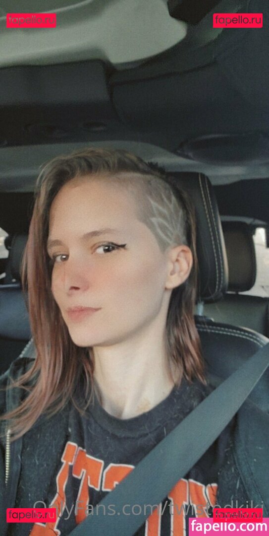 twistedkiki / twistedkitty3000 Onlyfans Photo Gallery 