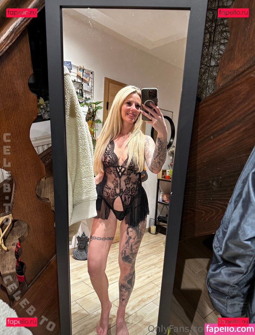Julia Kern Nude Onlyfans Photo 17