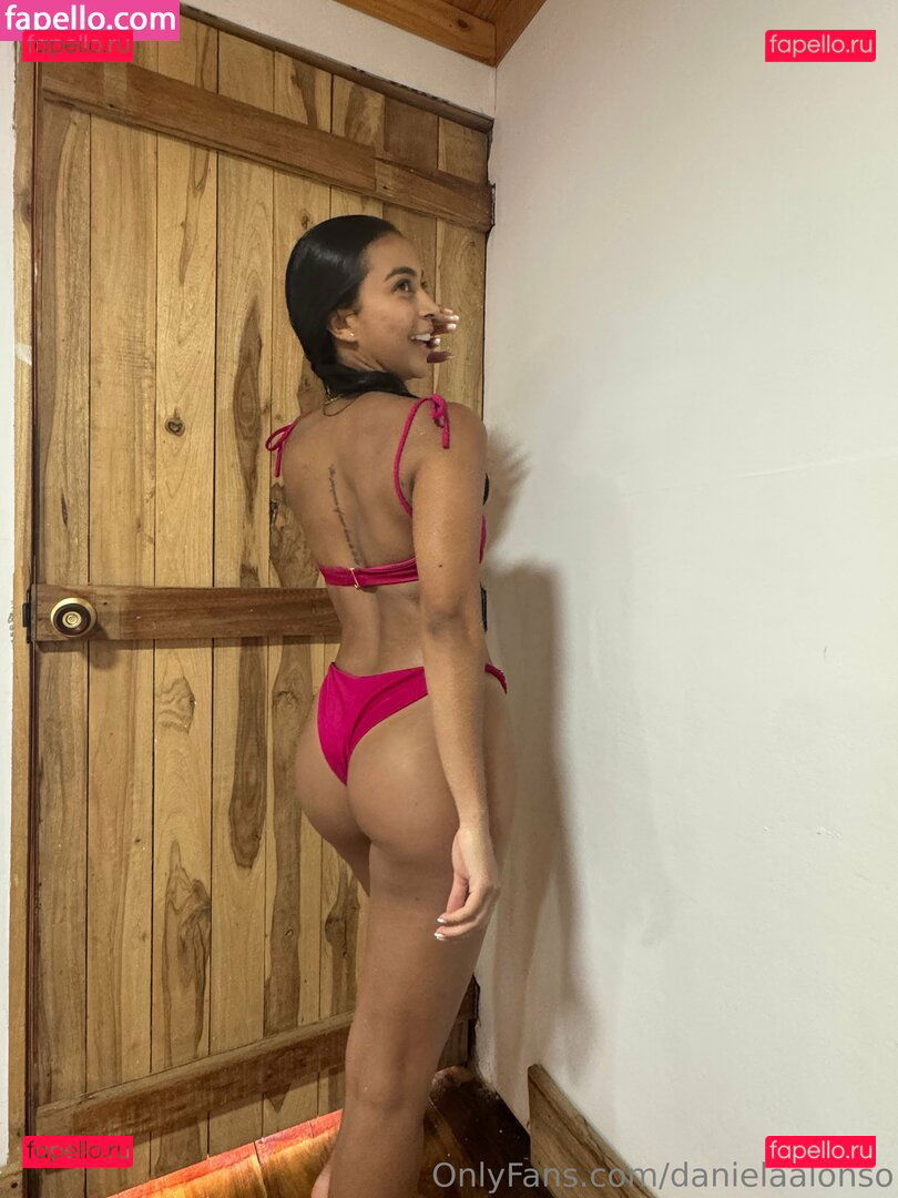 danielaalonso / daniella_alonso Onlyfans Photo Gallery 