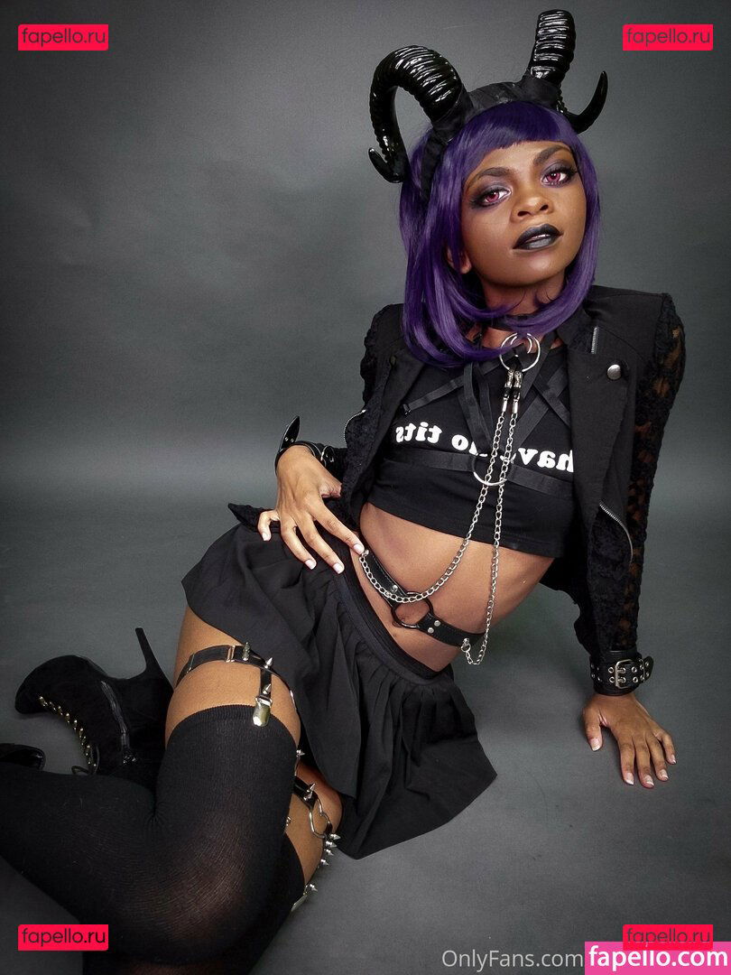 Chibella Chan / Chibella_Chan Onlyfans Photo Gallery 