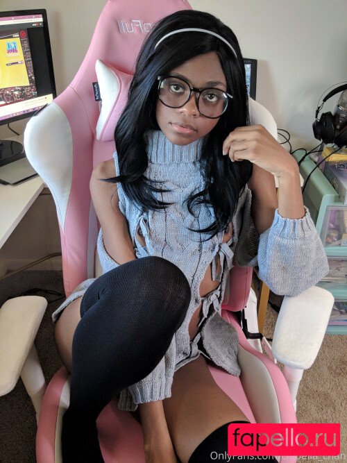 Chibella Chan Nude Onlyfans Photo 3