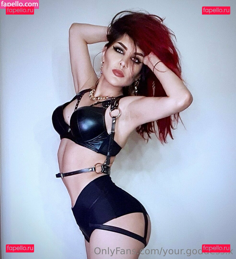 aleksa_vamp / goddess_aleksa69 Onlyfans Photo Gallery 