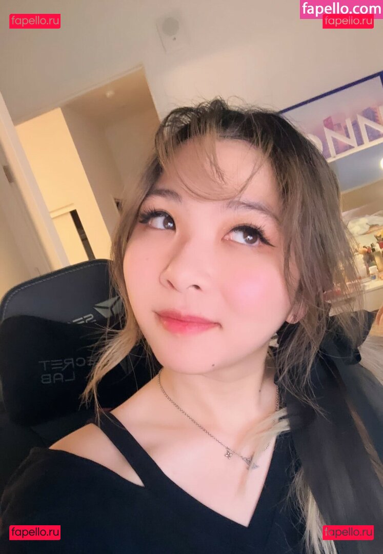 Yvonnie / yvonnieng Onlyfans Photo Gallery 