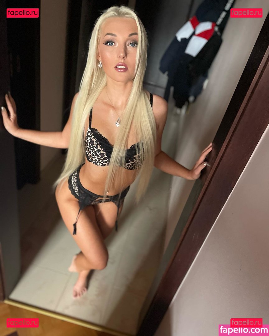 Lovita Fate / lovita.fate.real / lovitafate Onlyfans Photo Gallery 