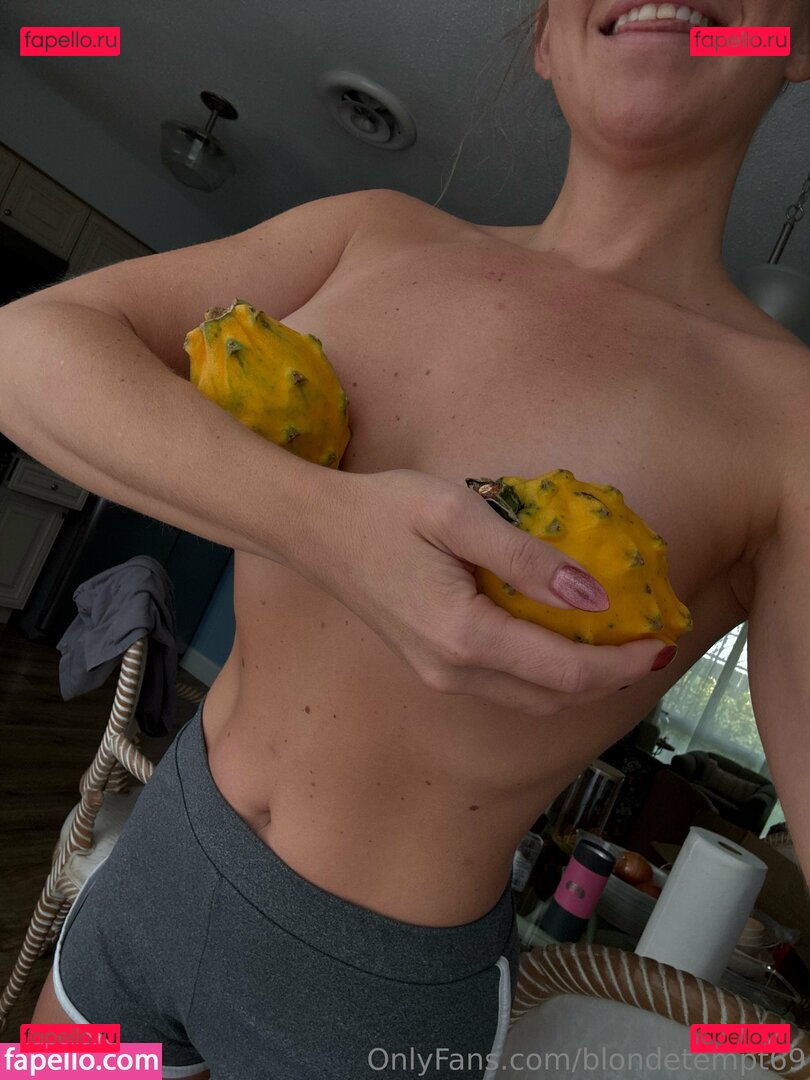 blondetempt69 Onlyfans Photo Gallery 