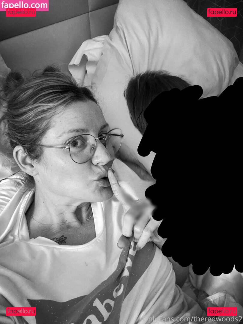 Heidi Redwood / mrsredwood / the.real.mrs.redwood Onlyfans Photo Gallery 