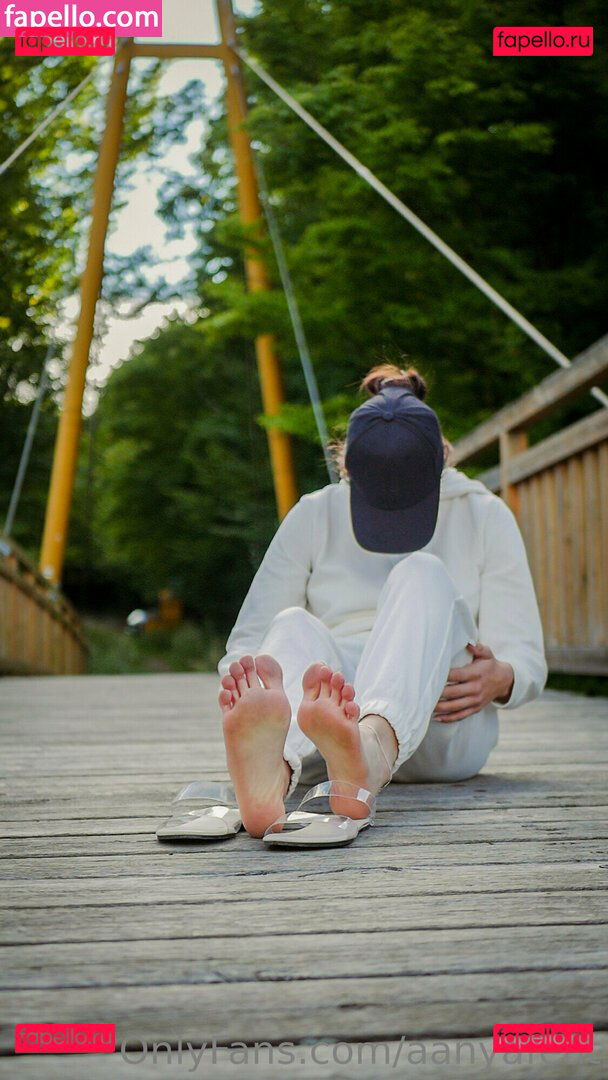 aanyafeat / aanyalife Onlyfans Photo Gallery 