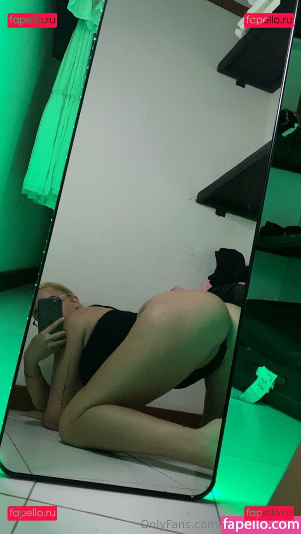 naedabarbie / nayadebarbie Onlyfans Photo Gallery 