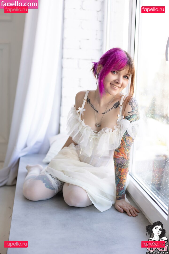 Alice Wonder Nude Onlyfans Photo 51