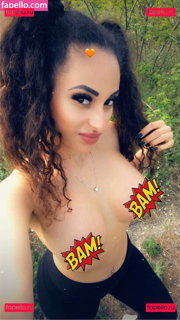 Princess Jas / Princess Jasmine / jaslove_21 / princessjas4ux Onlyfans Photo Gallery 