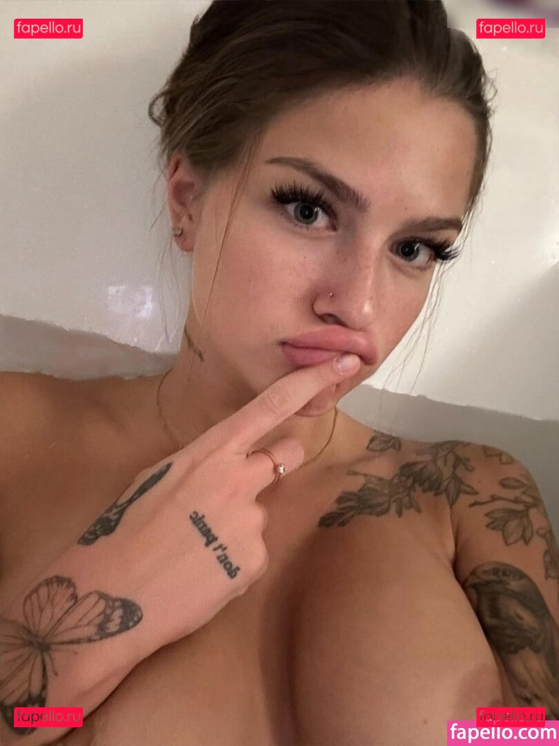 Kleinemausalex Nude Onlyfans Photo 10