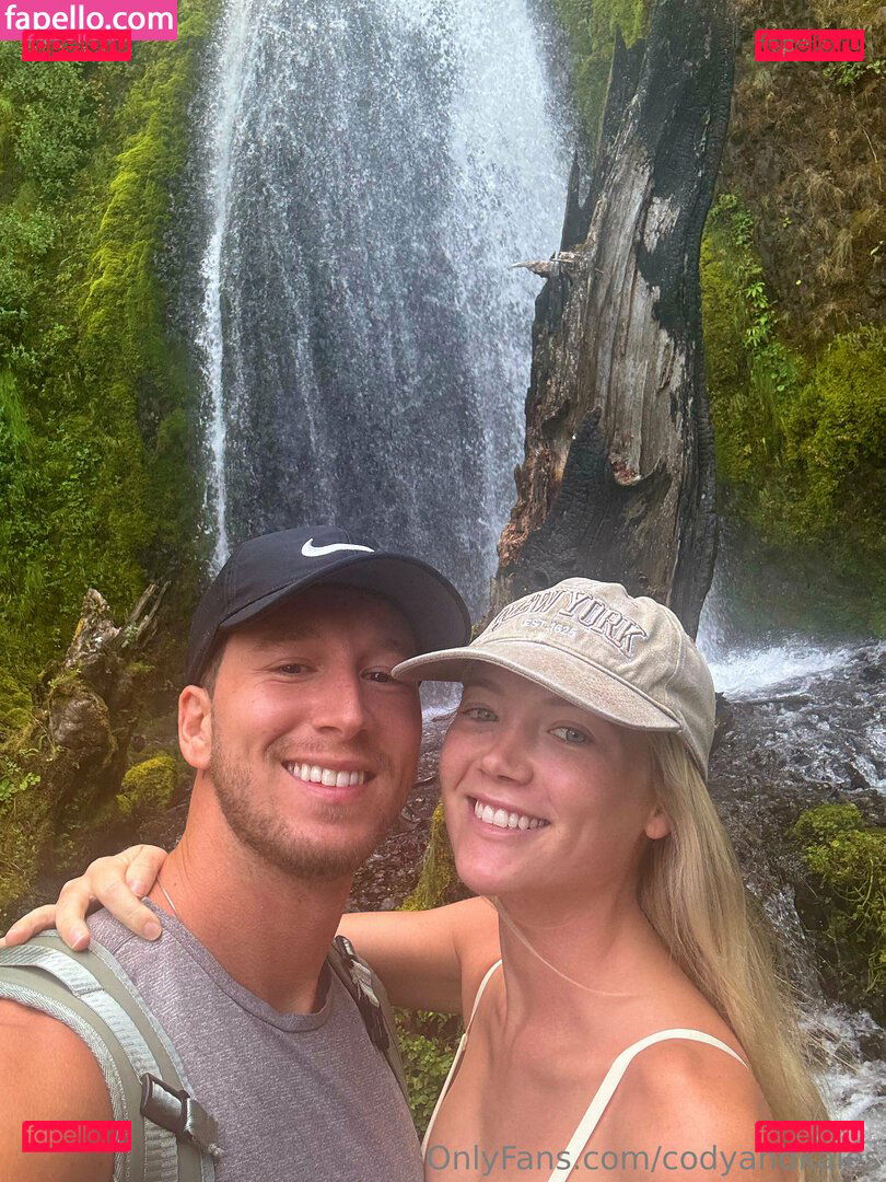 codyandkales Onlyfans Photo Gallery 