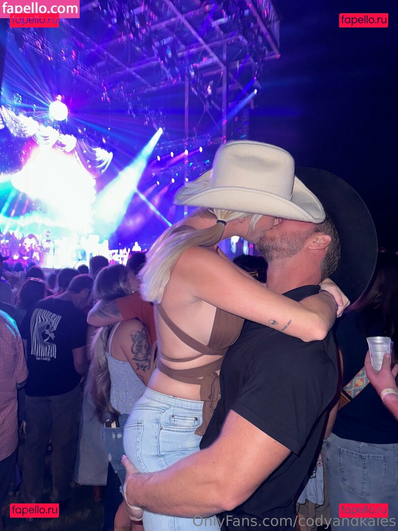 codyandkales Onlyfans Photo Gallery 