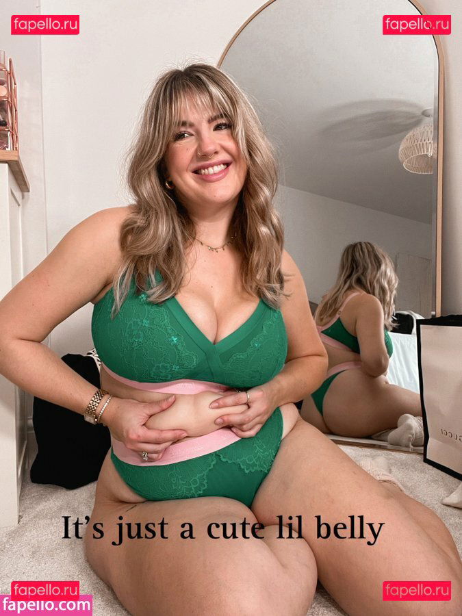 Lauren Edge / https: / itslaurenedge Onlyfans Photo Gallery 