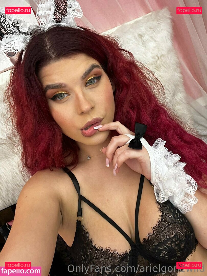 _arielgoeswild_ / arielgonewild Onlyfans Photo Gallery 