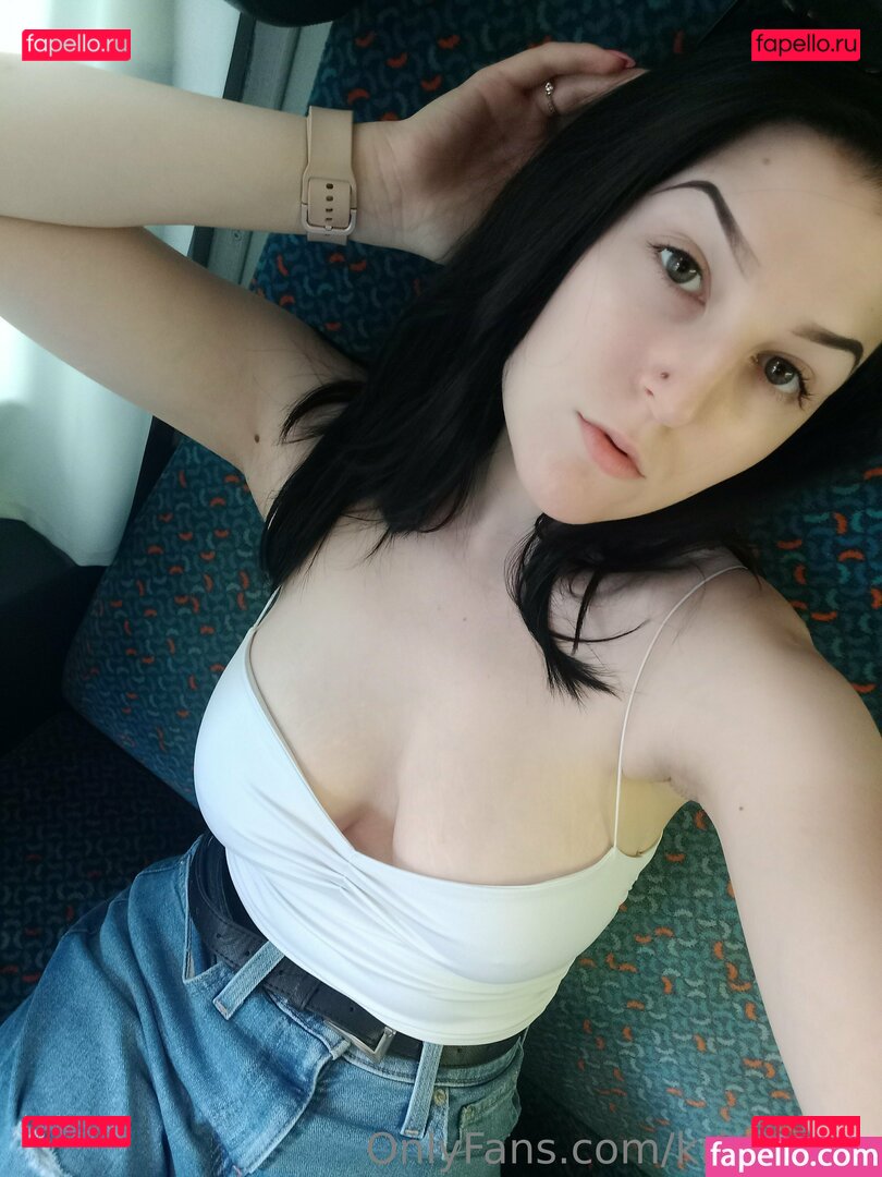 Kristiiinkaof Nude Onlyfans Photo 23