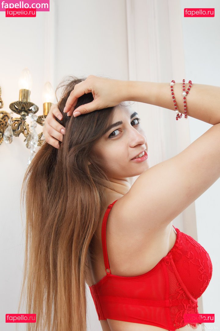 Ella Mira Nude Onlyfans Photo 20
