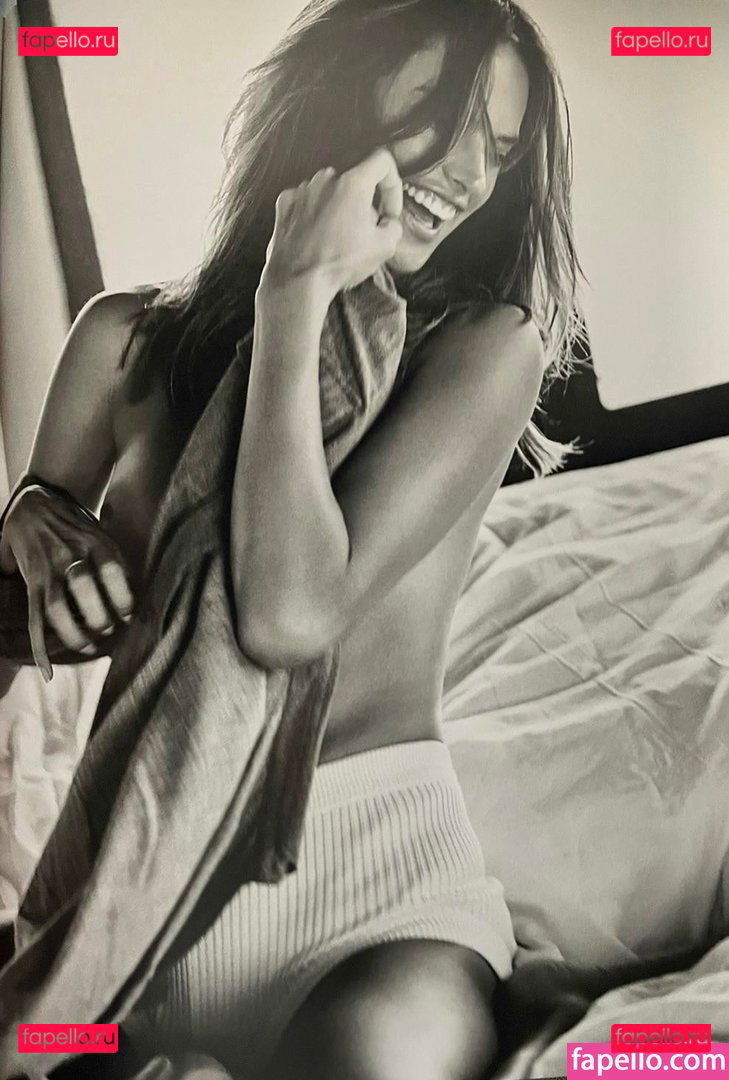 Alessandra / Alessandra Ambrosio / aleambrosio / alelovesanja / alessandraambrosio Onlyfans Photo Gallery 