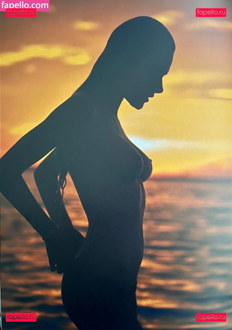 Alessandra / Alessandra Ambrosio / aleambrosio / alelovesanja / alessandraambrosio Onlyfans Photo Gallery 