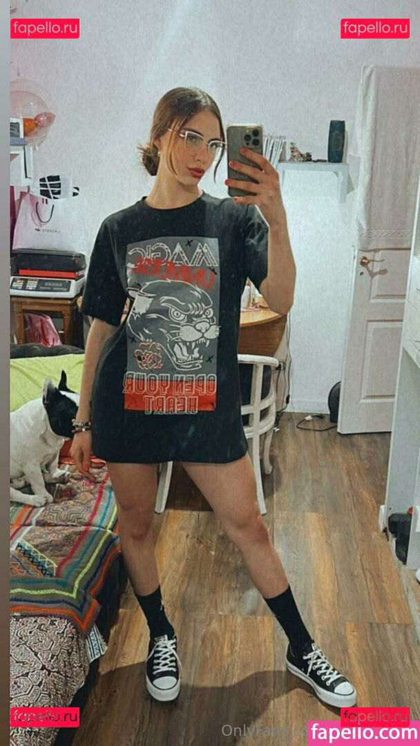 orneeeeeella / ornellaturri Onlyfans Photo Gallery 