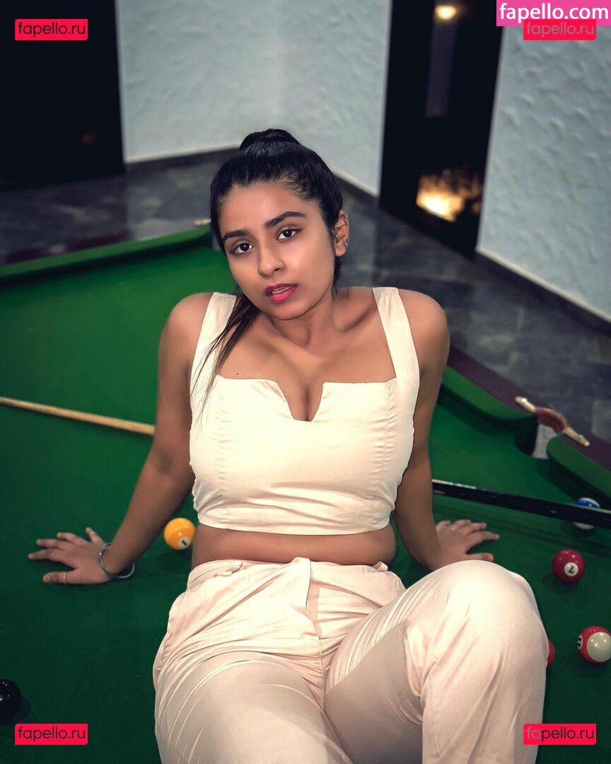 SUHANA KHAN Nude Onlyfans Photo 51