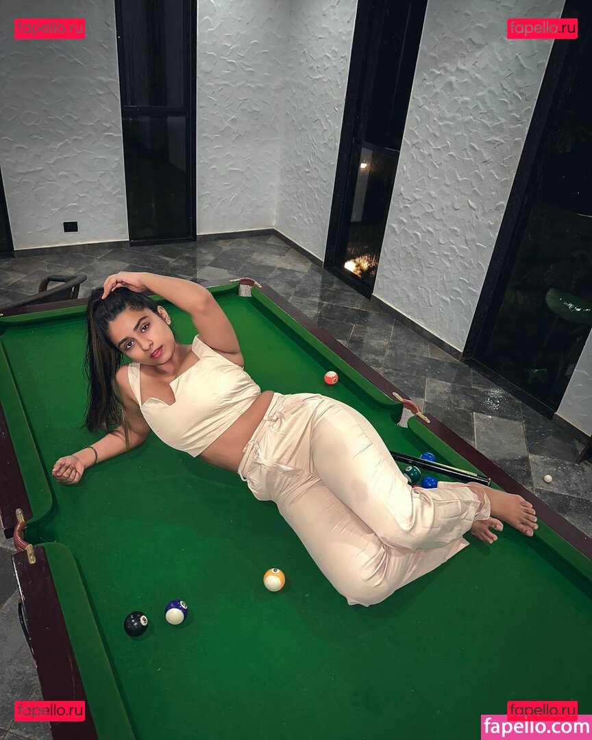 SUHANA KHAN Nude Onlyfans Photo 49