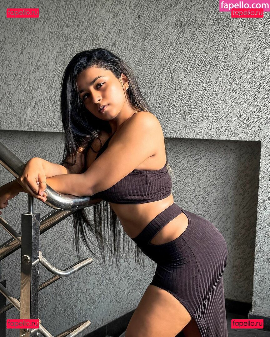 SUHANA KHAN Nude Onlyfans Photo 19