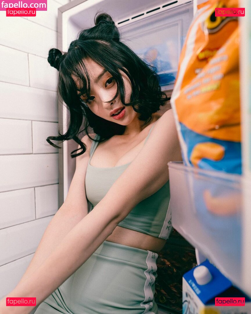 Nayoung Kim / nayoungkim18 Onlyfans Photo Gallery 