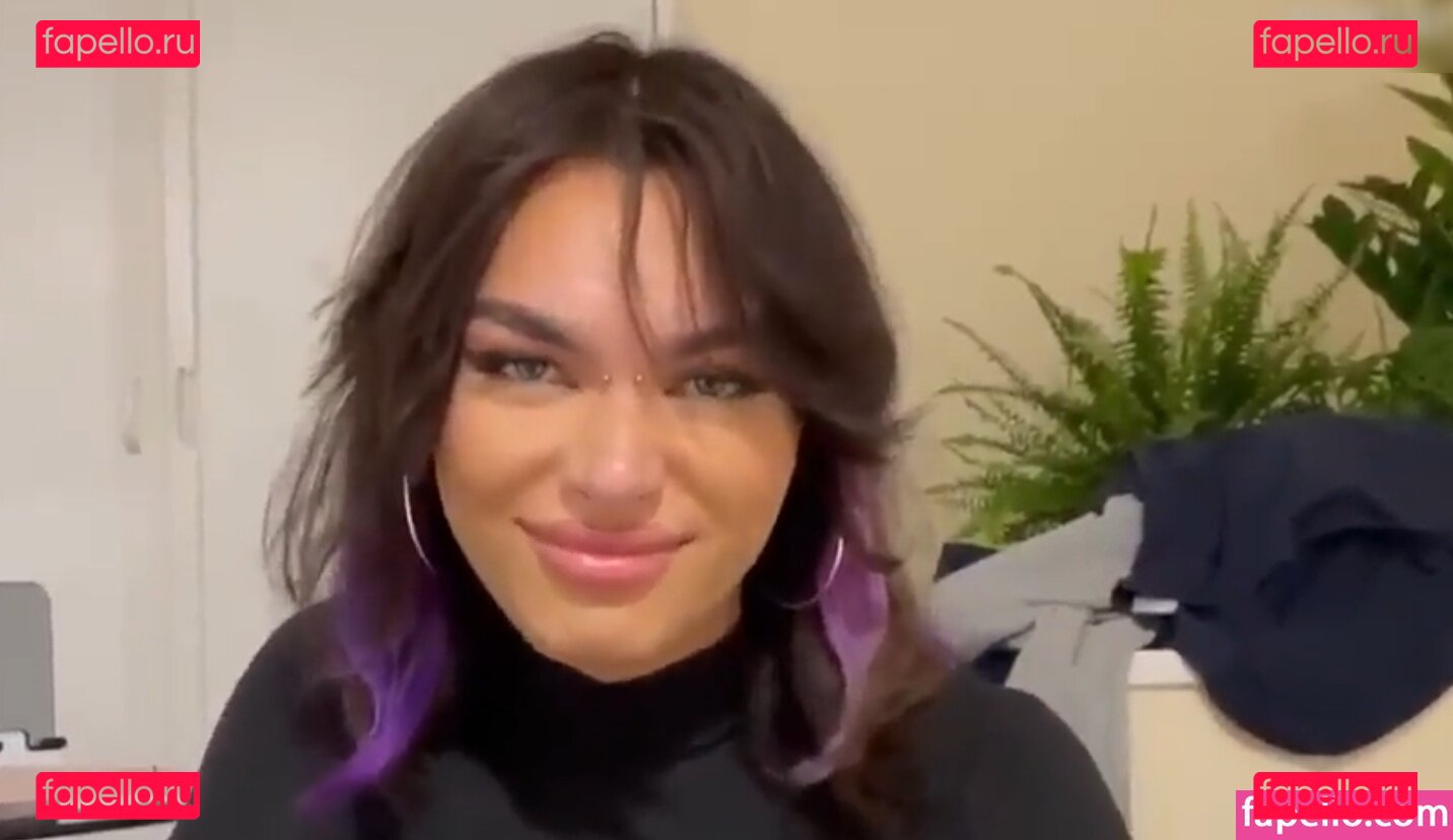 Wer ist das ? / https: / mariamarquez495 / mel_ma0211 Onlyfans Photo Gallery 