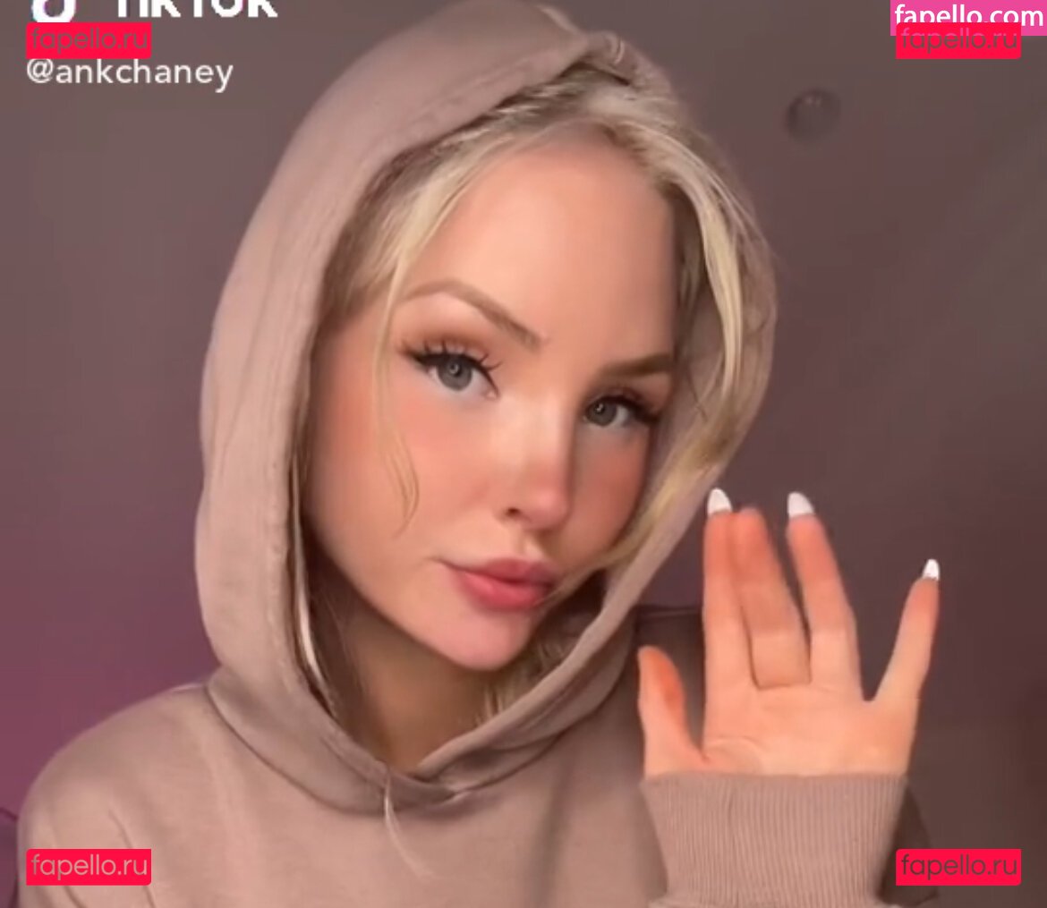 Wer ist das ? / https: / mariamarquez495 / mel_ma0211 Onlyfans Photo Gallery 