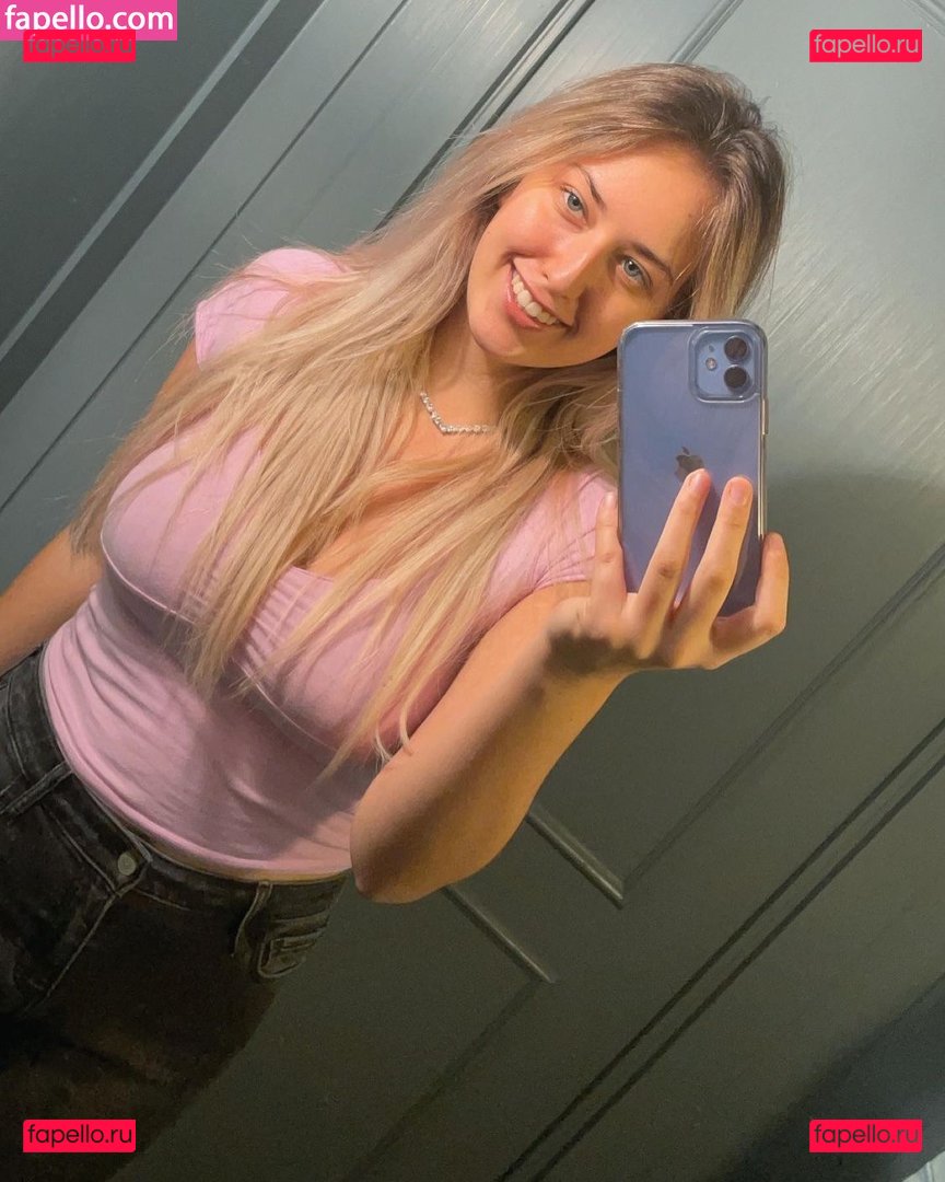 Extramimi / Mia Smith / mimimoonx / mimisounds Onlyfans Photo Gallery 