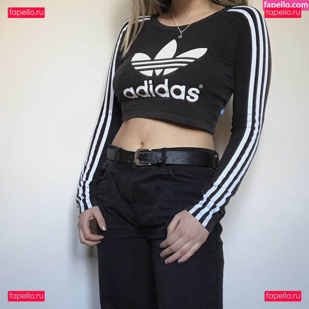 Extramimi / Mia Smith / mimimoonx / mimisounds Onlyfans Photo Gallery 