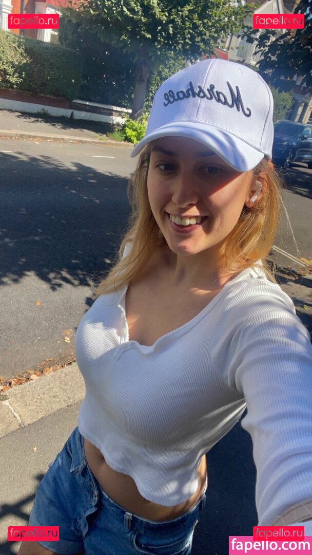 Extramimi / Mia Smith / mimimoonx / mimisounds Onlyfans Photo Gallery 