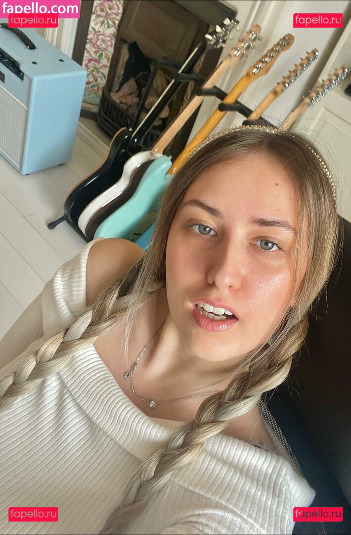 Extramimi / Mia Smith / mimimoonx / mimisounds Onlyfans Photo Gallery 