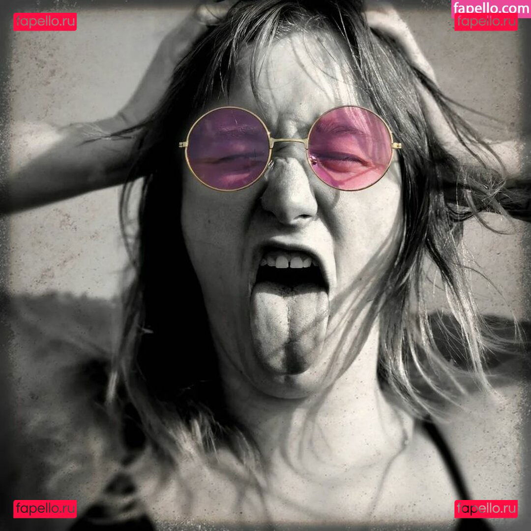 Sierra Pine / https: / sierra.x.pine Onlyfans Photo Gallery 